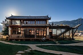 Lijiang Tennessee farmhouse hotel