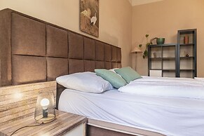 2BR Apartment Central Long Stay