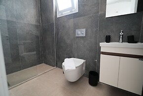 Crown Salamis Suites