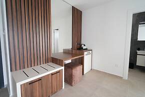 Crown Salamis Suites