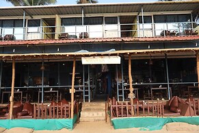 Nirvana Beach Cottages