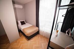 Moon Suites