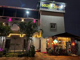 Hotel Golden Galaxy