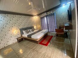 Hotel Golden Galaxy