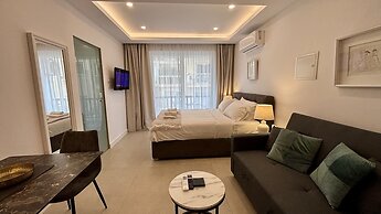 White Arches Studio Suite