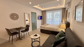 White Arches Studio Suite