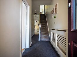 Ensuite1 Woodhouse private bath 2kitchen