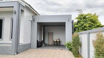 Holiday Home in Mae Sot