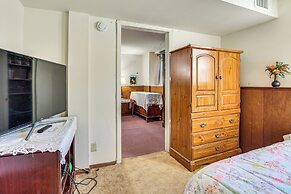2 Mi to NYC Train: Wfh-friendly Greenwich Apt!