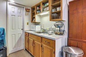 2 Mi to NYC Train: Wfh-friendly Greenwich Apt!
