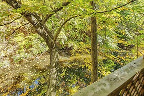 2 Mi to NYC Train: Wfh-friendly Greenwich Apt!