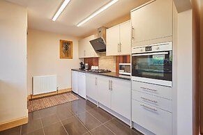 Host Stay Cherry Willows