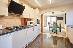 Host Stay Cherry Willows