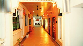 Hotel Ambassador Grand
