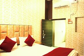 Hotel Ambassador Grand
