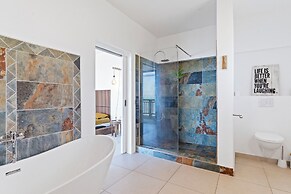 Hinarani Villa