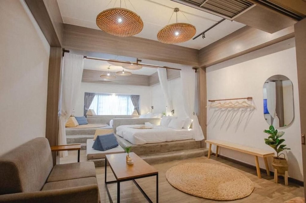 Krung Boutique Hotel