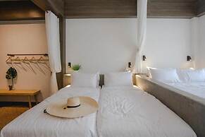 Krung Boutique Hotel