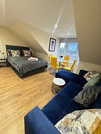 Apartment 6- 216 High Street