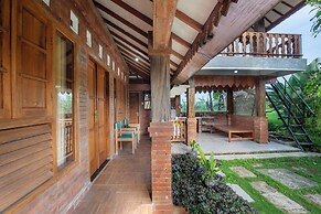 Jawa Dwipa Villa