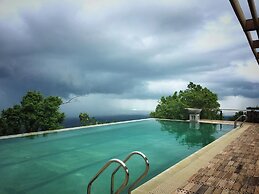 Sairu Hill Resort