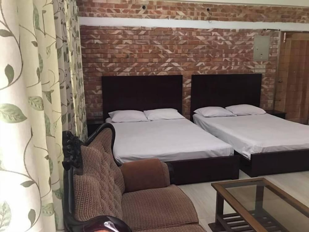 Chuti Aronnobash Resort