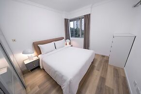 Tyms Elegant 4BR 2BA APT Changning