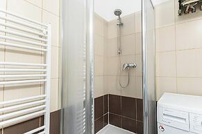 Comfy 2BR Flat Belvedere Vicinity
