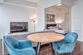 Harbour Suites & Towers Union Toronto