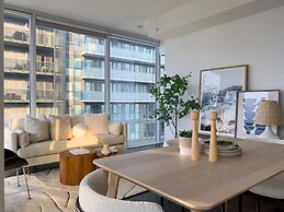 Harbour Suites & Towers Union Toronto