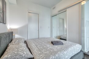 Harbour Suites & Towers Union Toronto