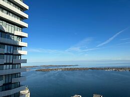 Harbour Suites & Towers Union Toronto