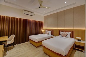 Hotel Warma Palace