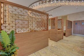 Hotel Warma Palace