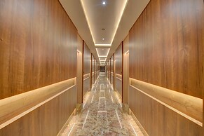 Hotel Warma Palace