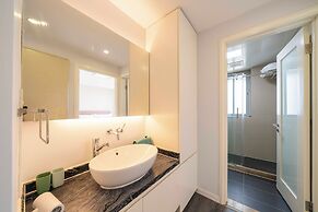 Tyms Luxury 3BR 2BA APT Riverside