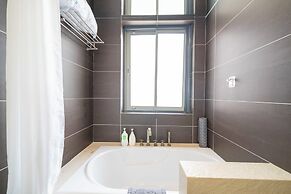 Tyms Luxury 3BR 2BA APT Garden