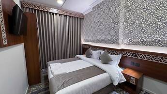 Golden Baron Hotel