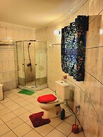 Bambou Gorila Hotel