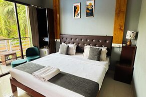 YogiTree Beach Resort & Cafe