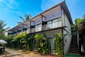 YogiTree Beach Resort & Cafe