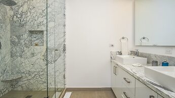 Breathtaking 2 Bedroom Condominium