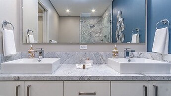 Amaizing Condo by the Beach Encantame W1704
