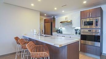 Panoramic And Immersive Water View 2 Bedroom E2002