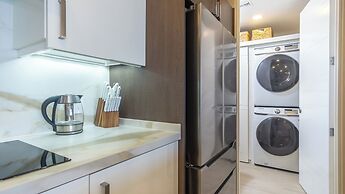 Waterfront Getaway 2 Bedroom Condo W704