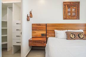Sensational 2 Bedroom Condominium