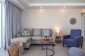 Cozy Beach Front Getaway Encantame Towers E304