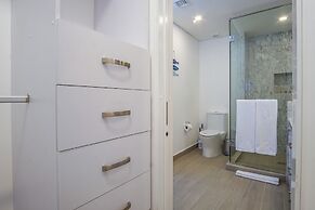 Panoramic Beach Front Condo Verano 1703