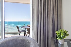 Panoramic Beach Front Condo Verano 1703