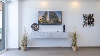 Beach Getaway 2 Bedroom Condo W802